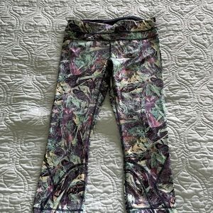 Lululemon multicolor cropped leggings
